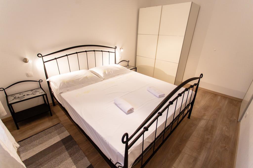 Filip Apartment Omiš Chambre photo